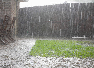 How to protect a wooden fence against the rain