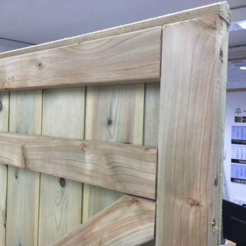 heavy duty tongue & groove wooden gates fsc certified